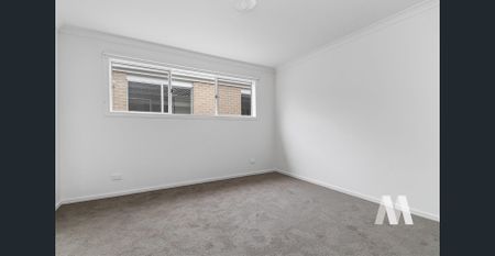 Modern Elegance & Everyday Convenience in Pakenham - Photo 3