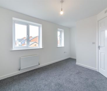 3 bed end of terrace house to rent in Roseden Way, Great Park, NE13 - Photo 5