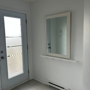 Grand 5 1/2 Avec 2 Salles De Bain - Photo 3