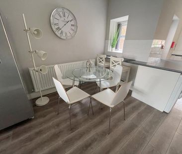 7 bedroom terraced house to rent - Photo 4