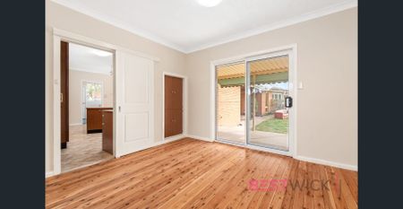 Charming 4 bedroom Family Home with Versatile Detached Multipurpose Room - Photo 5