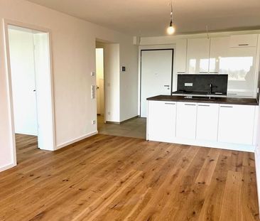 Komfortable 2-Zi Whg, Einbauküche, Südbalkon, barrierefrei, seniore... - Foto 1