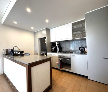 Stylish modern 2 bedroom apartment - Photo 6
