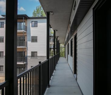 5001, boul. Bertrand-Fabi #107, Sherbrooke (Rock Forest | St-Élie) - Photo 1