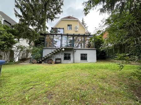 Einfamilienhaus mit schönem Garten nahe Mauer - Photo 3