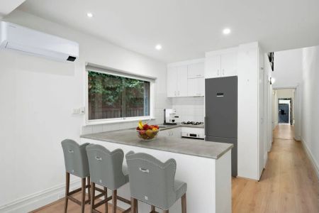 506 Victoria Parade, - Photo 2