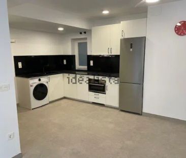 Alquiler de piso en Calle Jovellanos - Photo 4