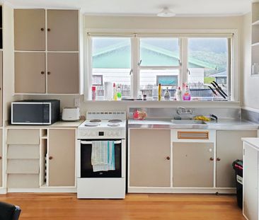 ELDERSLEA LIVING - Photo 5