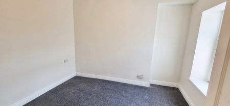 Walters Road, NEATH - Photo 4