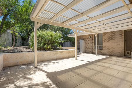 24 Tangney Crescent, Kardinya. - Photo 2