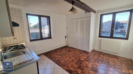 Location Appartement 3 pièces 82m² PONT DU CHATEAU 63430 - Photo 3