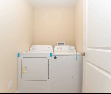 For Lease - 26 Sunflower Place, Welland, Ontario - Photo 2