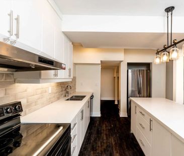 For Lease - 3175 Buttonbush Trail, Oakville, Ontario - Photo 4