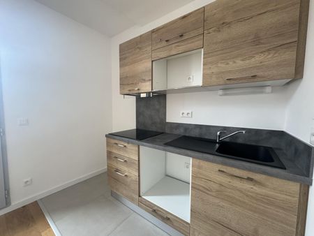 Location Appartement 1 pièce 26m² SETE 34200 - Photo 4
