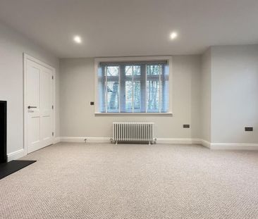 3 bedroom detached house to rent - Photo 2