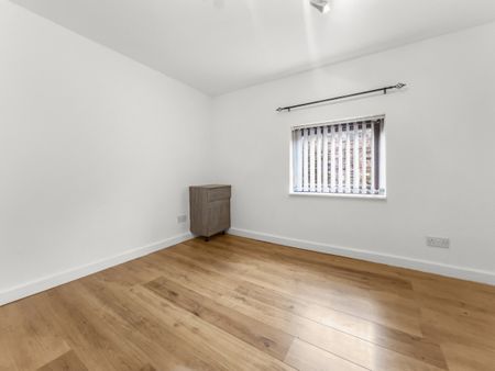 The Stiles, Ormskirk - Photo 5