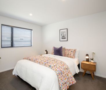 Sustainably Designed Townhouse - Photo 6