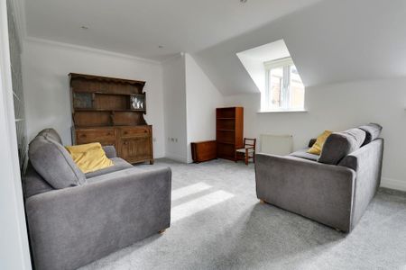 2 bedroom semi-detached house to rent - Photo 3