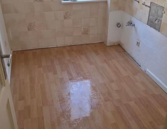 Frisch saniert in bester Lage - Foto 1