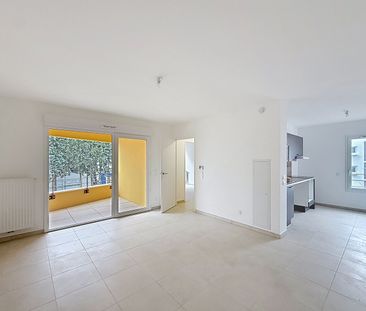 Location Appartement 2 pièces 46m² AVIGNON 84000 - Photo 2