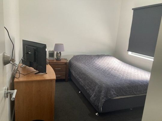 Altona Meadows - Photo 1