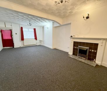 2 bedroom terraced house to rent - Photo 3