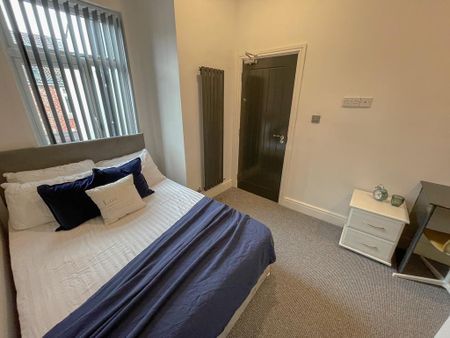 4 bedroom house to rent - Photo 2