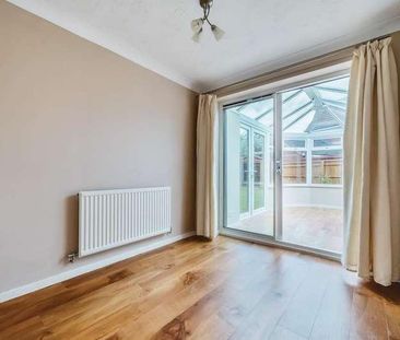 Didcot, Oxfordshire, OX11 - Photo 1