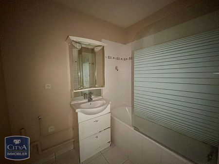 Location Appartement 2 pièces 45m² TOURS 37100 - Photo 4