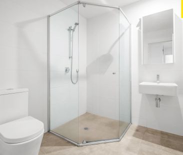 Immaculate Two Bedroom + Study - Close to Amenities. - Photo 4