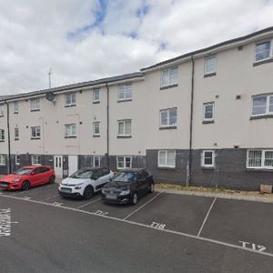 Apply Online – Welsh Housing Partnership Property – 2 bed first floor Apartment, Bellerphon Court, Swansea – Minimum household income £17,000 per annum from a salary (not including benefits) - Photo 2