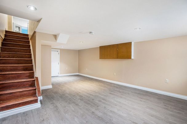 For Lease - 256 Park Park Unit# 1, Vanier and Kingsview Park, Ontario - Photo 1