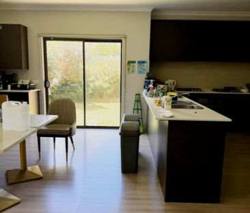 Room 2 (10 Carlson) - Photo 6