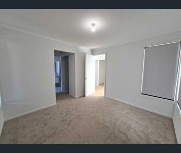 8 Phoenix Avenue, Riverlea Park, SA 5120 - Photo 6