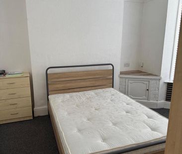 4 bedroom house to rent - Photo 4