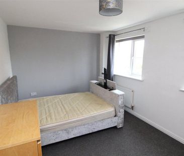 1 bedroom semi-detached house to rent - Photo 4