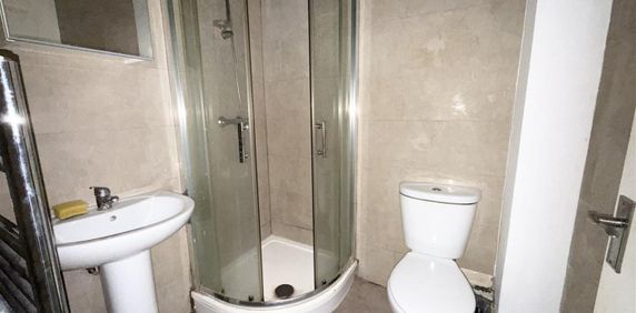 1 Bedroom Flat To Let - Photo 2