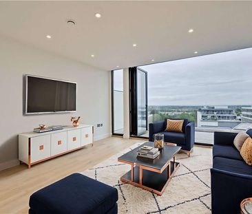 A two bedroom apartment located in the centre of Guildford finished... - Photo 2