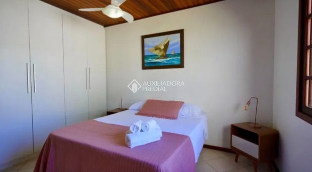 Casa com 3 quartos e 150m² para alugar em Campeche, Florianópolis. - Foto 1