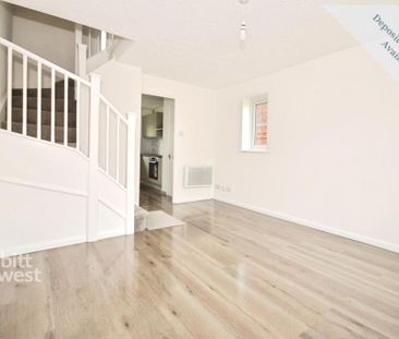 2 bedroom end of terrace house to rent - Photo 2
