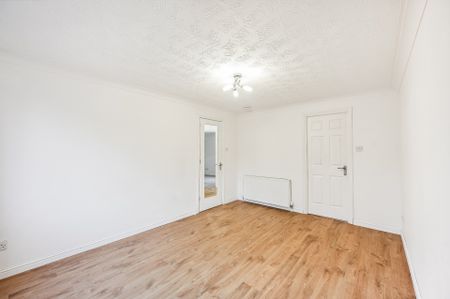 Creteil Court - Photo 4