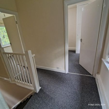 3 bedroom semi-detached house to rent - Photo 4
