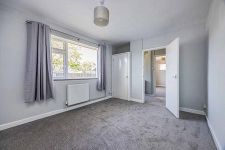 3 bedroom bungalow to rent - Photo 4