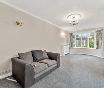4 bedroom detached house to rent - Photo 4