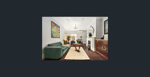Charming Art Deco Elegance in a Premier South Yarra Locale - Photo 1