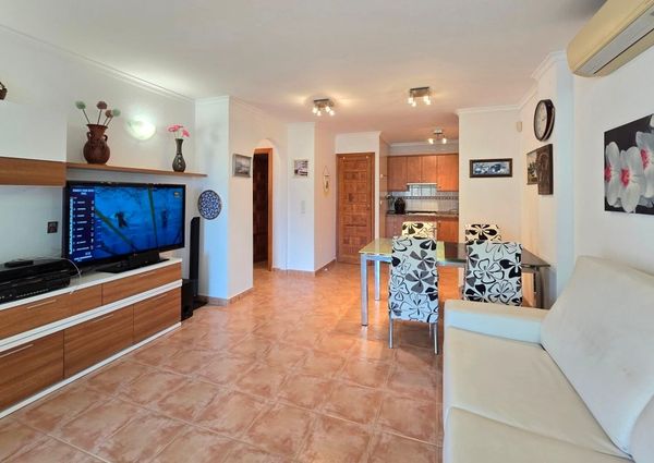 Apartment with 2 bedrooms with swimming pool LONG TERM