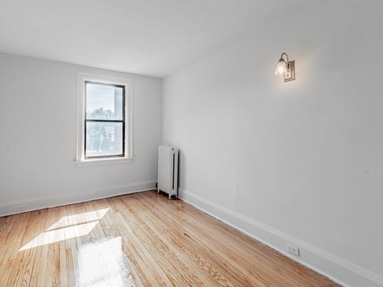 For Lease - 10 Kingston Road Unit# 84, Toronto, Ontario - Photo 1