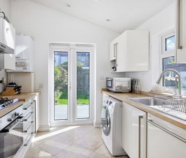 4 bedroom house to rent - Photo 1