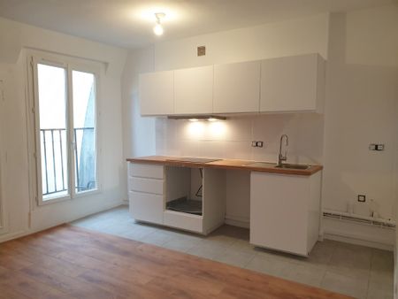 APPARTEMENT T2 A LOUER - PARIS 9EME ARRONDISSEMENT - 34.22 m - 1 200 € - Photo 2