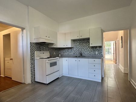 Mile-End: 2 chambres+bureau en location semi-meublé - Photo 5